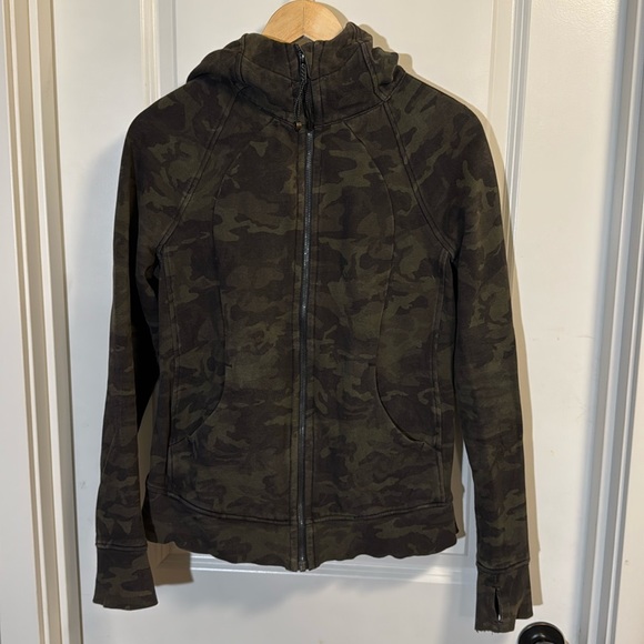 Camo lululemon size 10 - Picture 2 of 7
